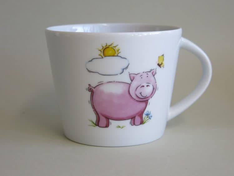 Kindergartenporzellan Tasse Clio Schweinchen