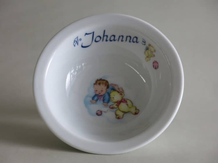 Kinderset Porzellan Müslischüssel 16 cm mit Baby in blauer Jacke und Namen personalisiert
