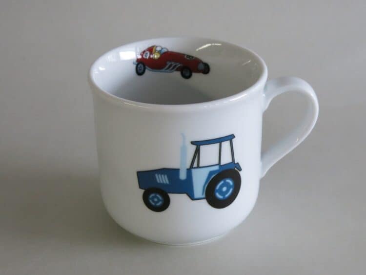 Kindergeschirr Porzellan kleiner Becher 230ml mit blauem Traktor
