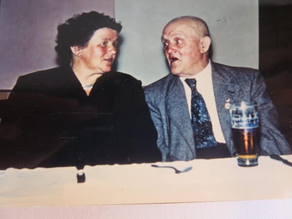 Firmengründer Fritz Petschky und Tochter Katharina um 1955