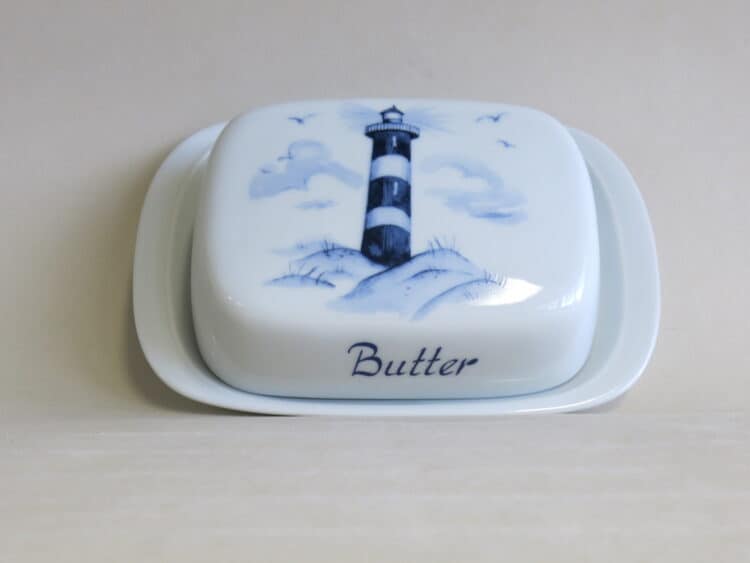 Porzellan Butterdose König Leuchtturm maritim Aufschrift Butter geschlossen