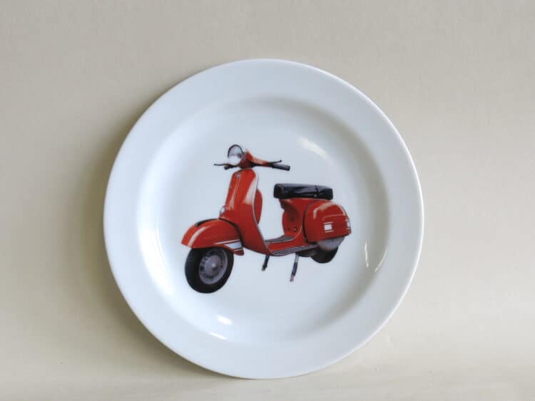 Teller 19 cm rote Vespa