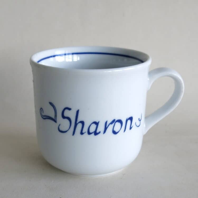 Klassische Namenstasse Sonderangebot Sharon