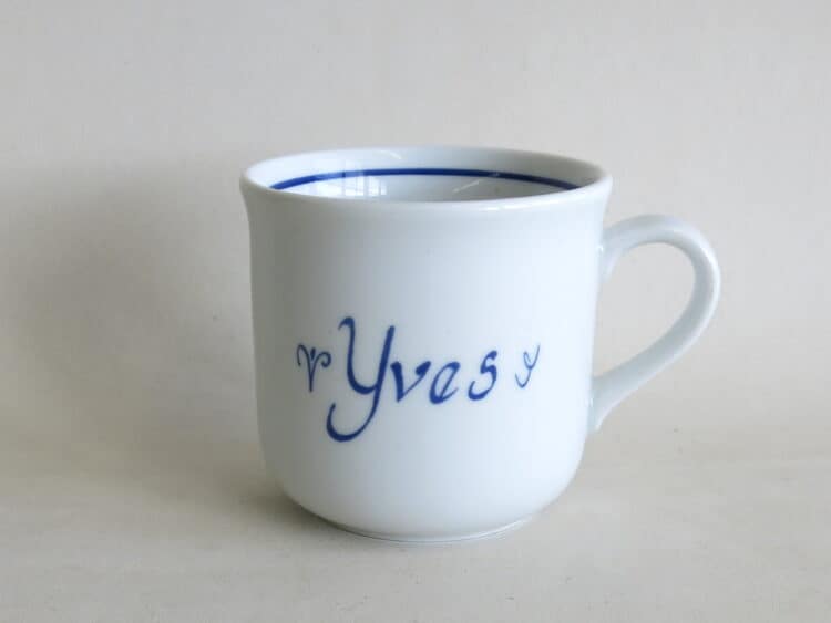 Klassische Namenstasse Sonderangebot Yves
