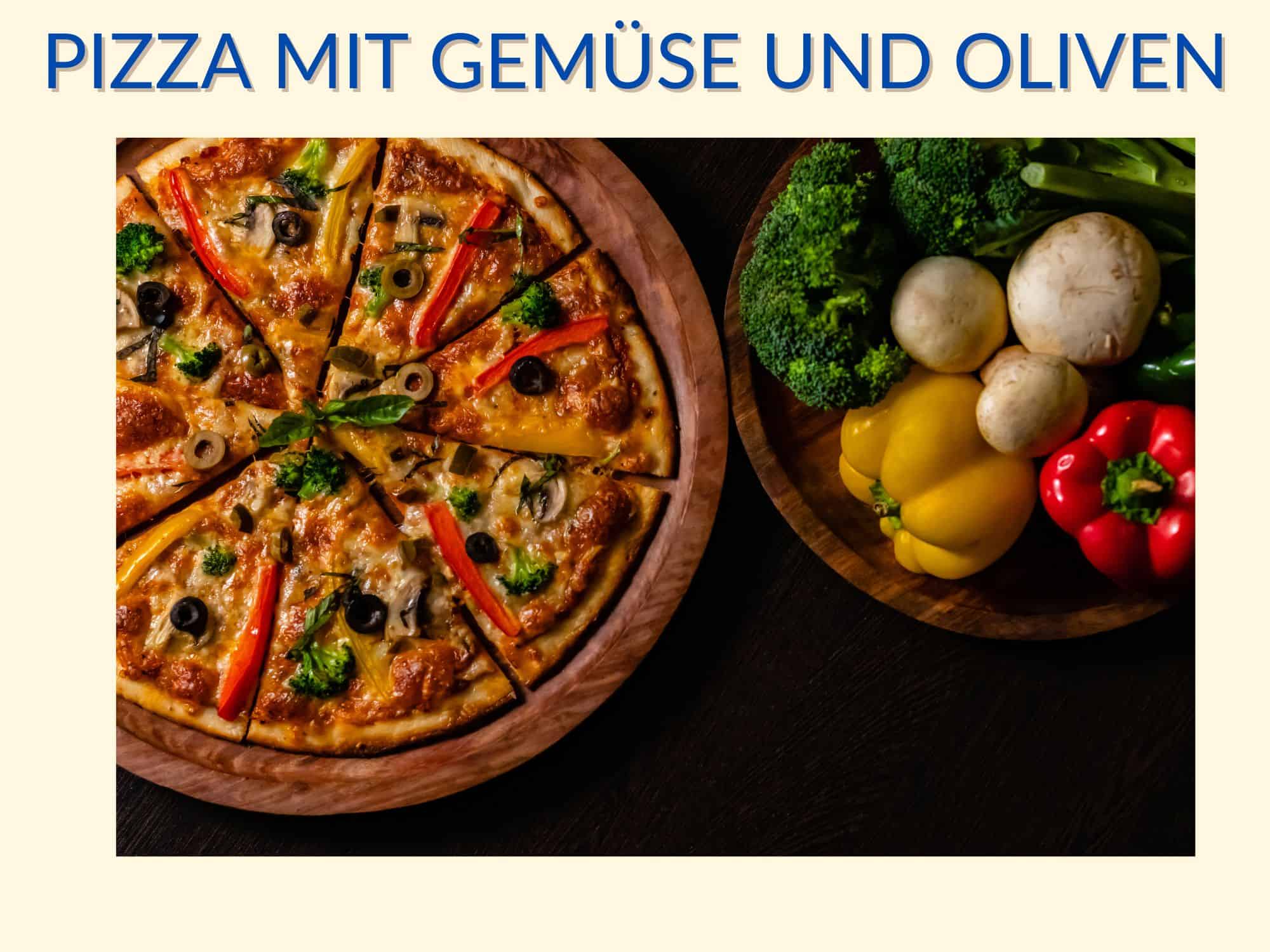 Pizza mit Paprika, Pilzen und 2 sorten Oliven für Blogbeitrag