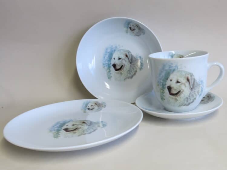 Frühstücksgeschirr Maremma Schäferhund Bowl Ole, Teller Ole Becher Mirek mit Unterteller